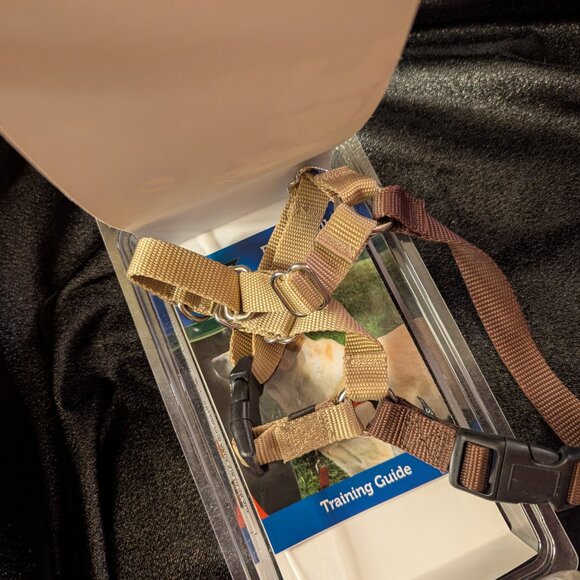 PetSafe EASY WALK Dog Harnesses - Picture 2 of 4